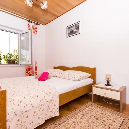 Maja Appartement *